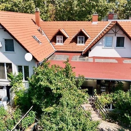Goldschmiedt Vendeghaz Hotell Palkove Eksteriør bilde