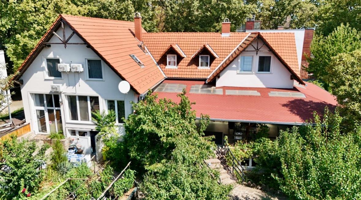 Goldschmiedt Vendeghaz Hotell Palkove Eksteriør bilde